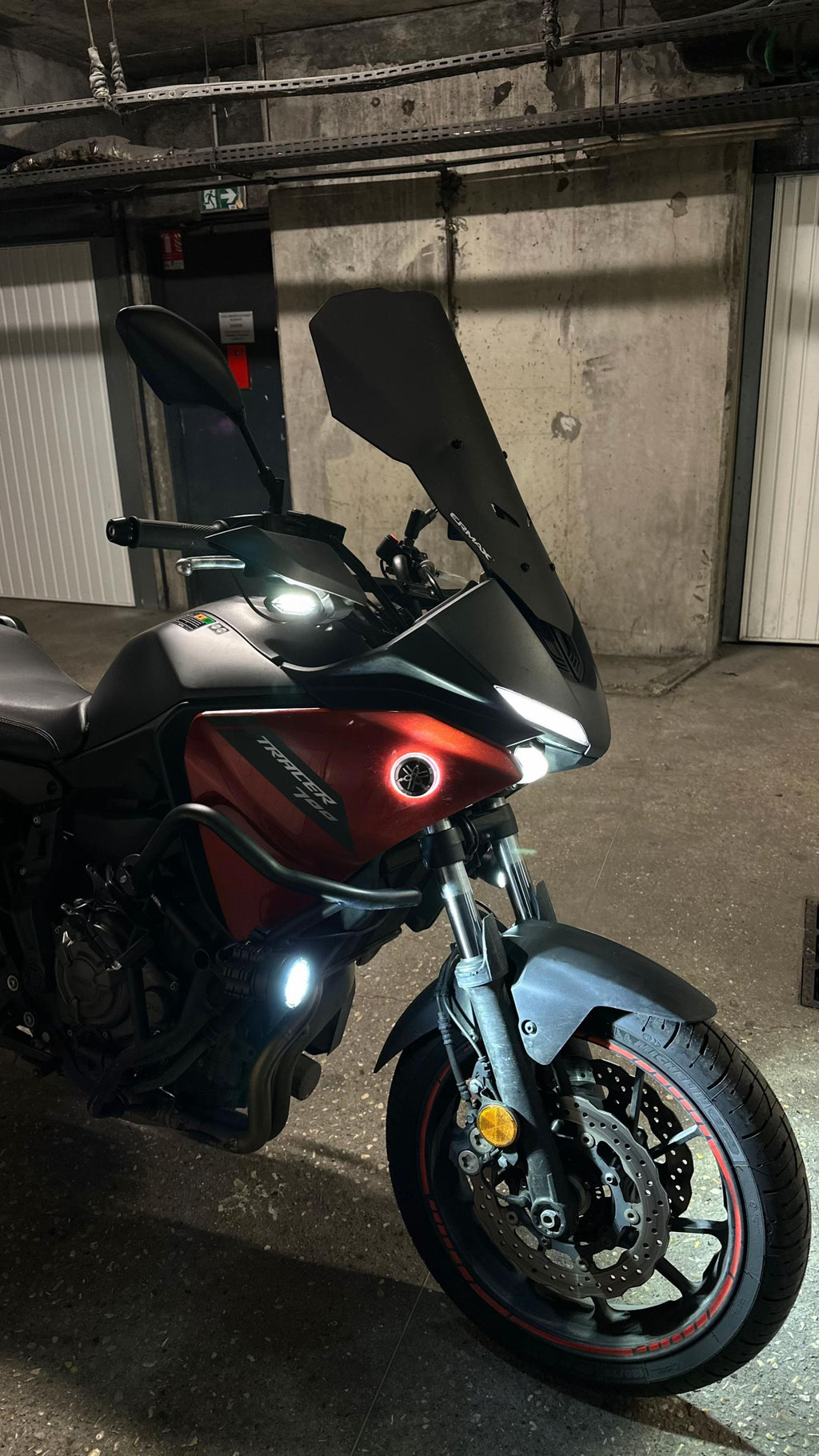 YAMAHA TRACER 700